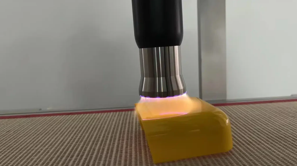 Plasma treatment for PP spraying